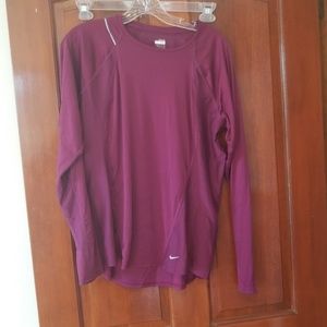 Nike women dry fit long sleeve shirt